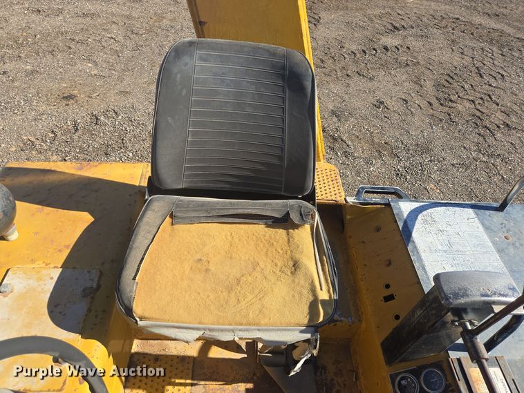 image for item DT5464 Hyster C600 single drum vibratory roller