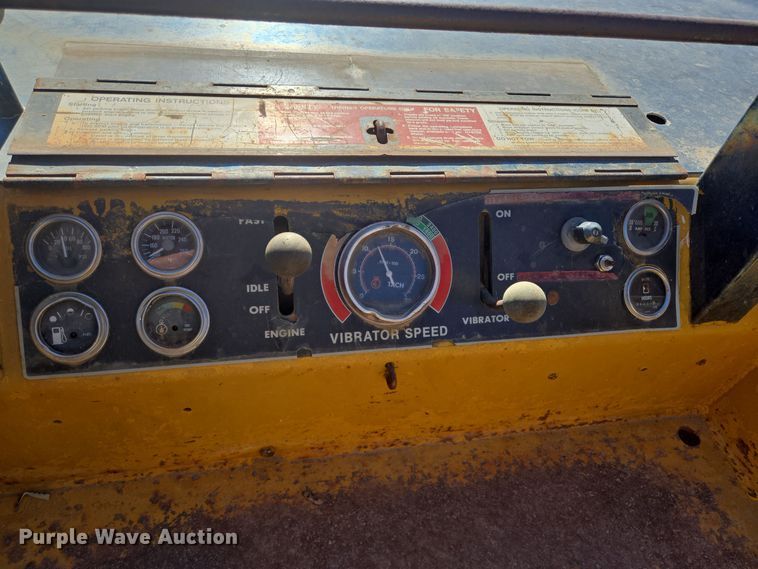 image for item DT5464 Hyster C600 single drum vibratory roller