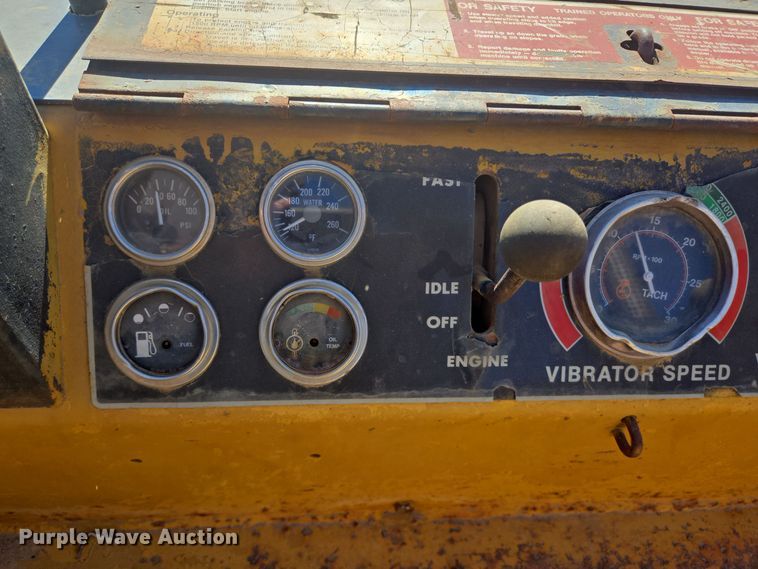 image for item DT5464 Hyster C600 single drum vibratory roller