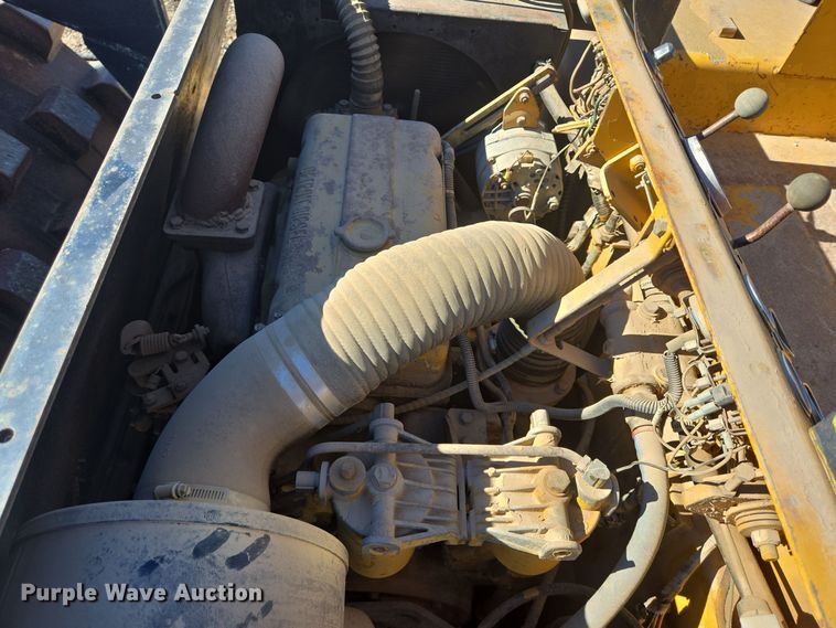 image for item DT5464 Hyster C600 single drum vibratory roller