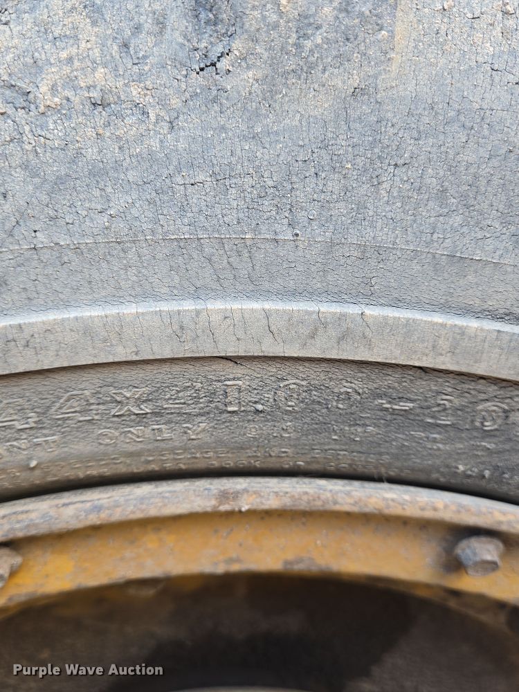 image for item DT5464 Hyster C600 single drum vibratory roller