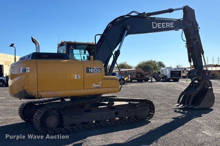 image for item DT5465 2012 John Deere 180G LC excavator