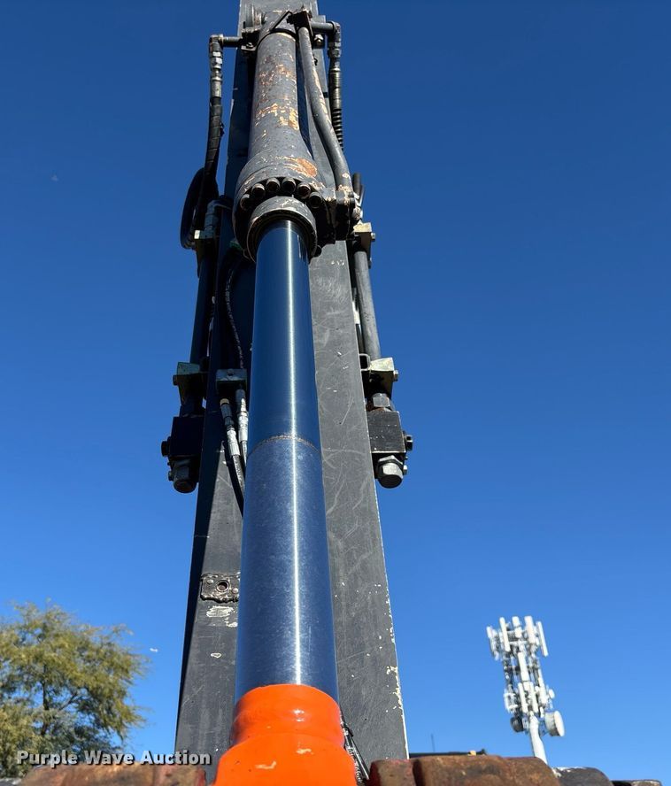 image for item DT5465 2012 John Deere 180G LC excavator