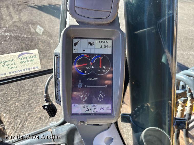 image for item DT5465 2012 John Deere 180G LC excavator