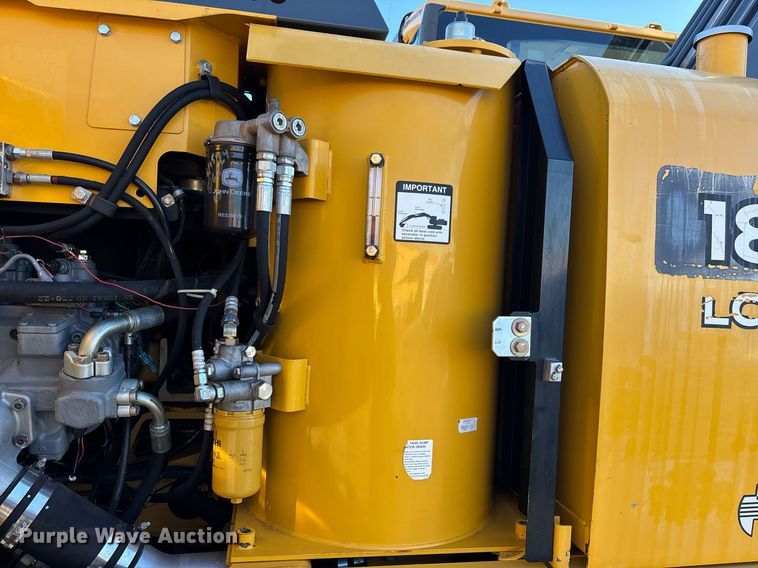 image for item DT5465 2012 John Deere 180G LC excavator