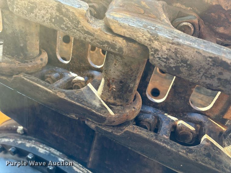 image for item DT5465 2012 John Deere 180G LC excavator