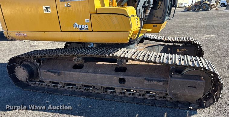 image for item DT5465 2012 John Deere 180G LC excavator