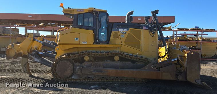 image for item DT5466 2016 John Deere 1050K dozer