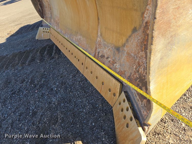 image for item DT5466 2016 John Deere 1050K dozer