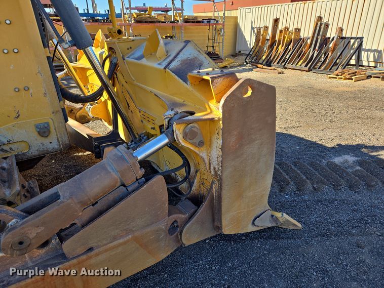 image for item DT5466 2016 John Deere 1050K dozer