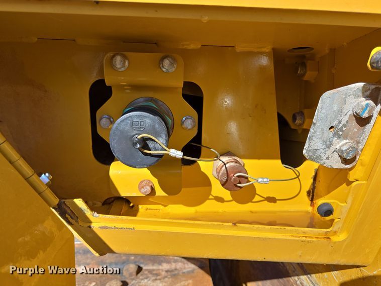 image for item DT5466 2016 John Deere 1050K dozer