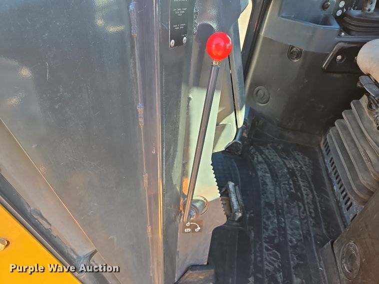 image for item DT5466 2016 John Deere 1050K dozer