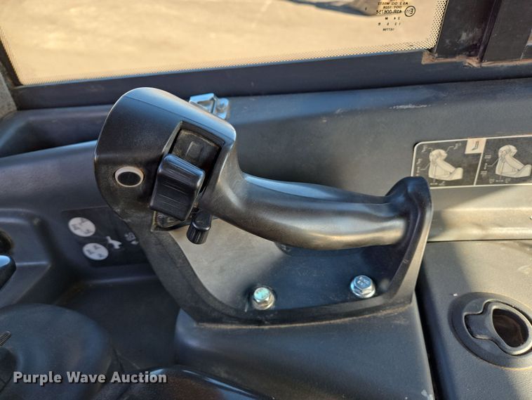 image for item DT5466 2016 John Deere 1050K dozer