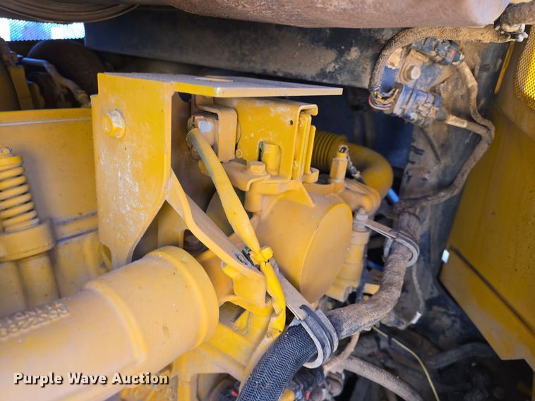 image for item DT5466 2016 John Deere 1050K dozer