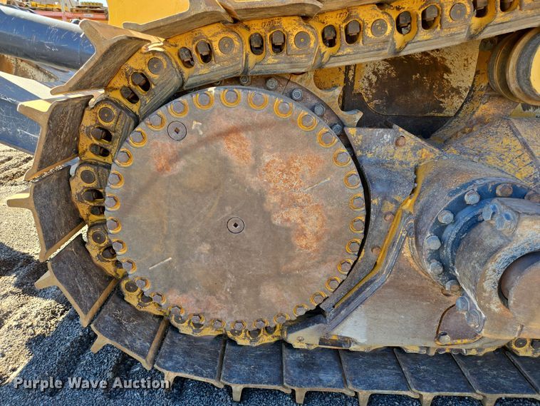 image for item DT5466 2016 John Deere 1050K dozer