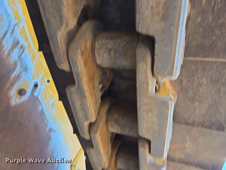 image for item DT5466 2016 John Deere 1050K dozer