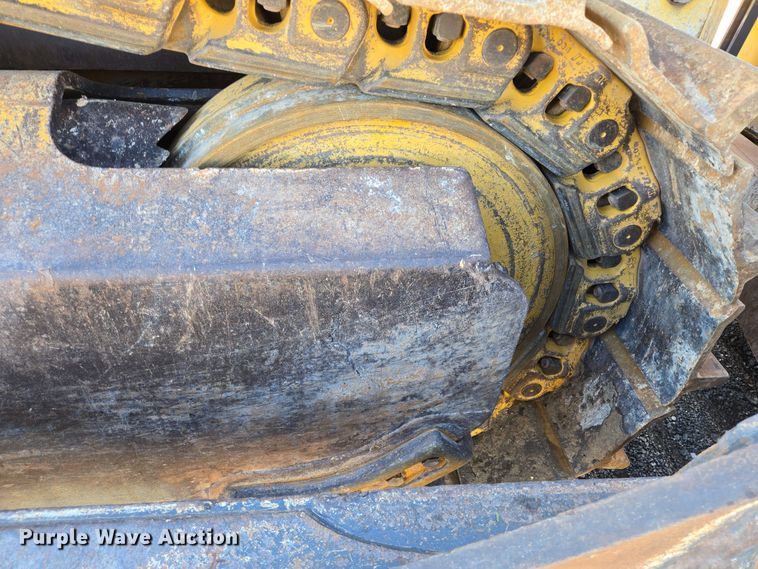 image for item DT5466 2016 John Deere 1050K dozer