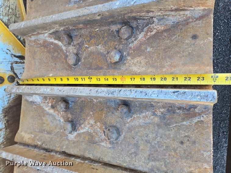 image for item DT5466 2016 John Deere 1050K dozer