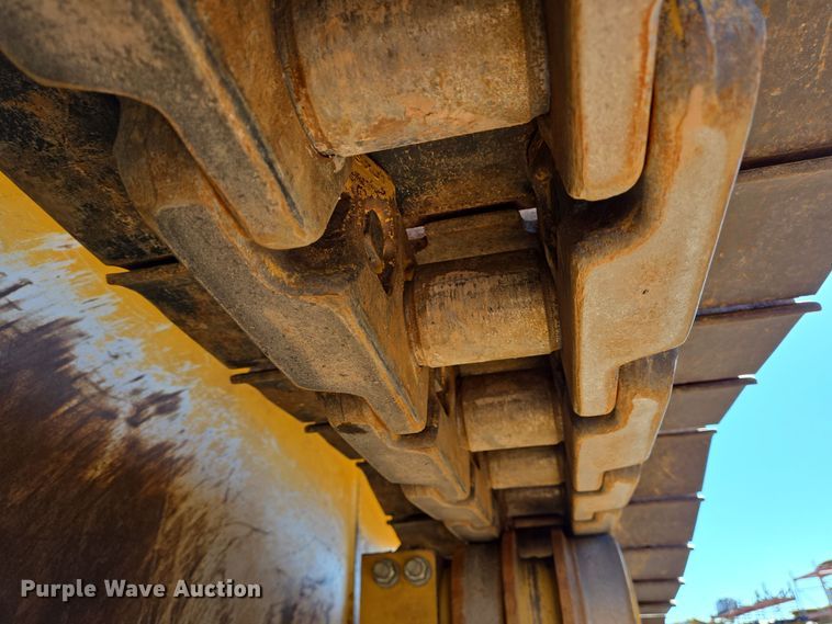 image for item DT5466 2016 John Deere 1050K dozer