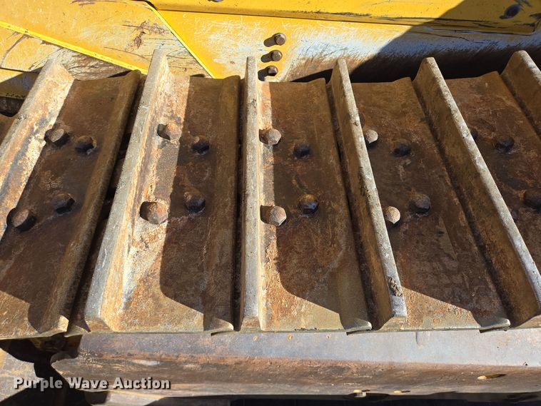 image for item DT5466 2016 John Deere 1050K dozer