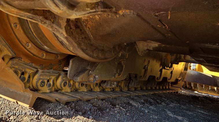 image for item DT5466 2016 John Deere 1050K dozer