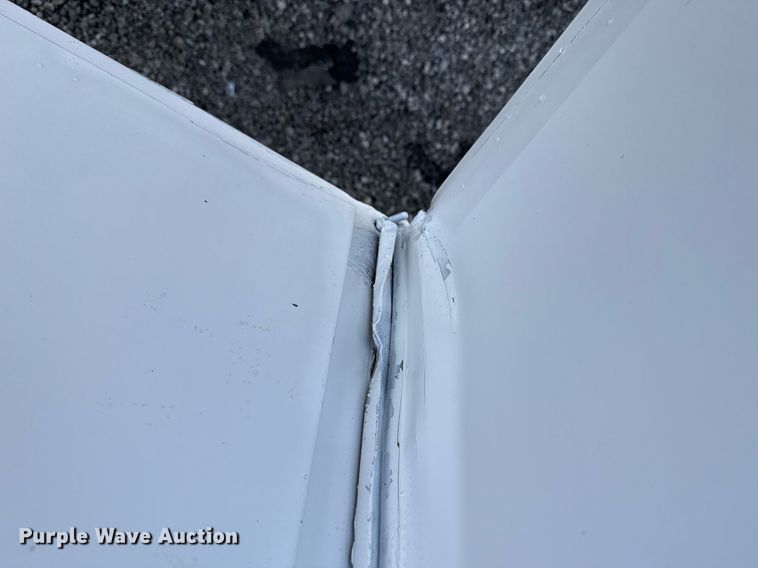 image for item EG2437 2011 Ford F450 Super Duty bucket truck