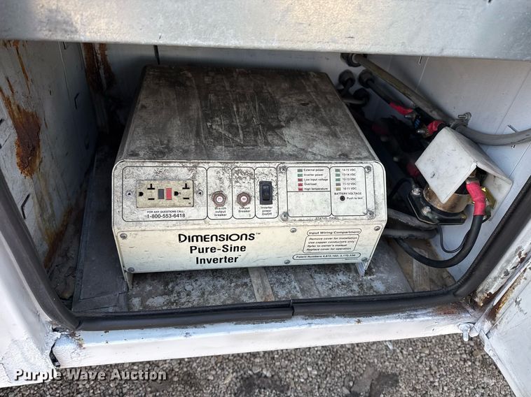 image for item EG2437 2011 Ford F450 Super Duty bucket truck