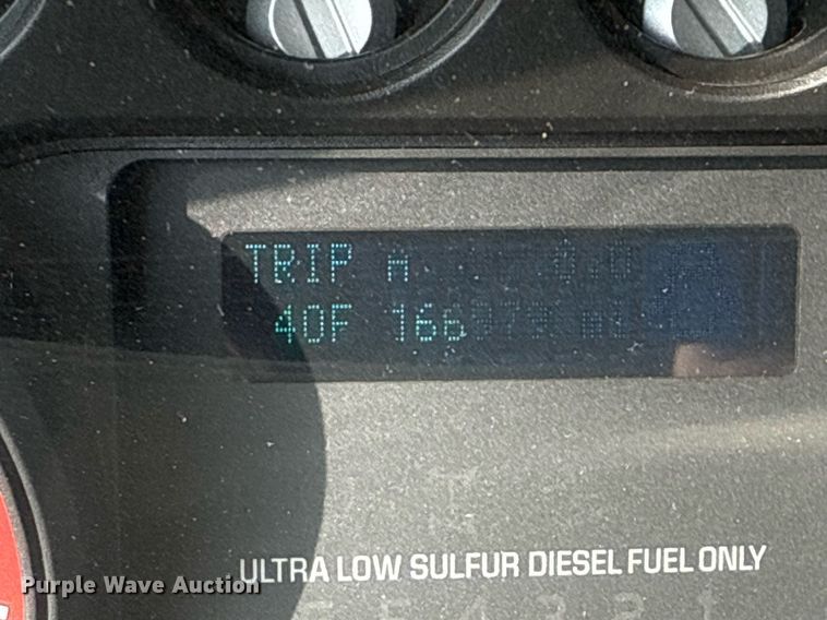 image for item EG2437 2011 Ford F450 Super Duty bucket truck