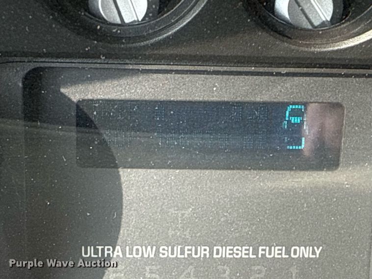 image for item EG2437 2011 Ford F450 Super Duty bucket truck