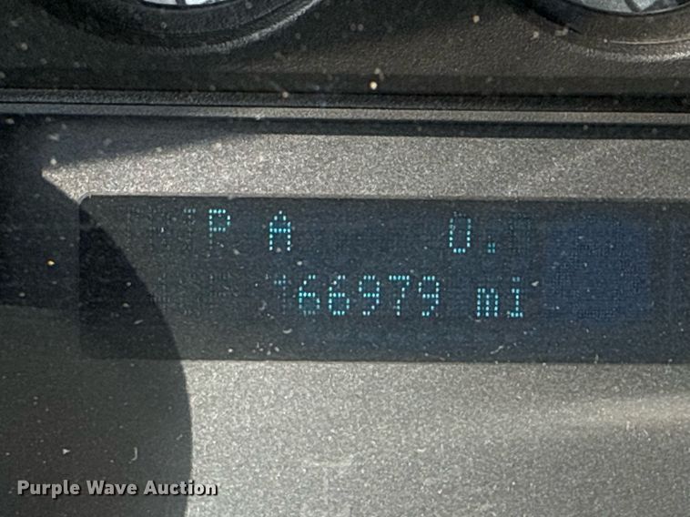 image for item EG2437 2011 Ford F450 Super Duty bucket truck