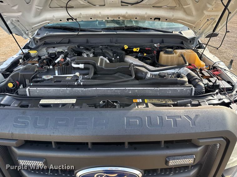 image for item EG2437 2011 Ford F450 Super Duty bucket truck