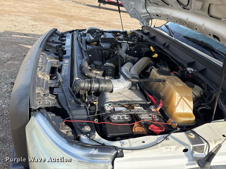 image for item EG2437 2011 Ford F450 Super Duty bucket truck