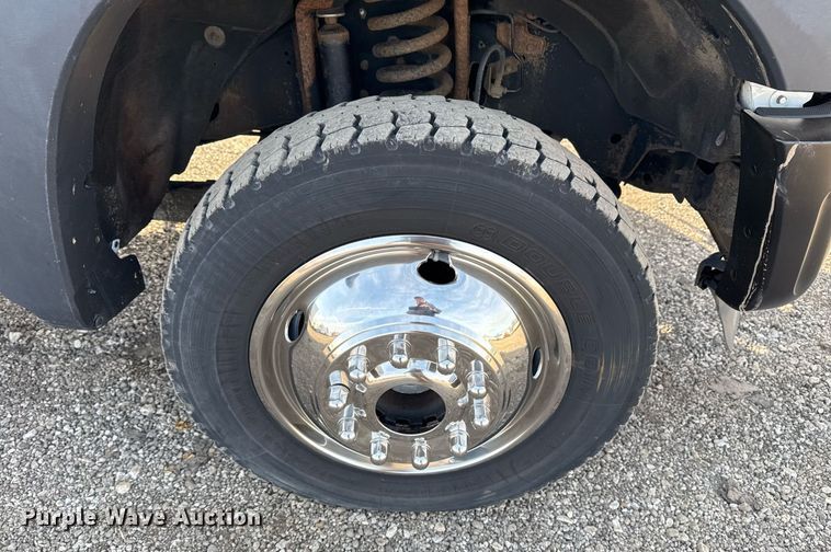 image for item EG2437 2011 Ford F450 Super Duty bucket truck