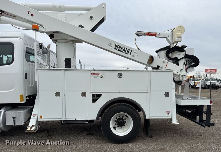 image for item EG2445 2016 Freightliner Business Class M2 Ext. Cab bucket truck