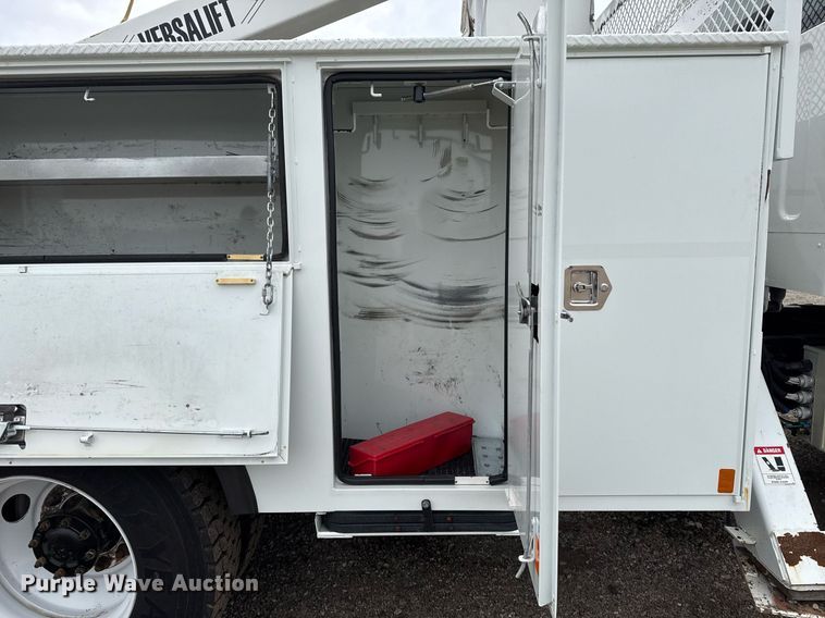 image for item EG2445 2016 Freightliner Business Class M2 Ext. Cab bucket truck