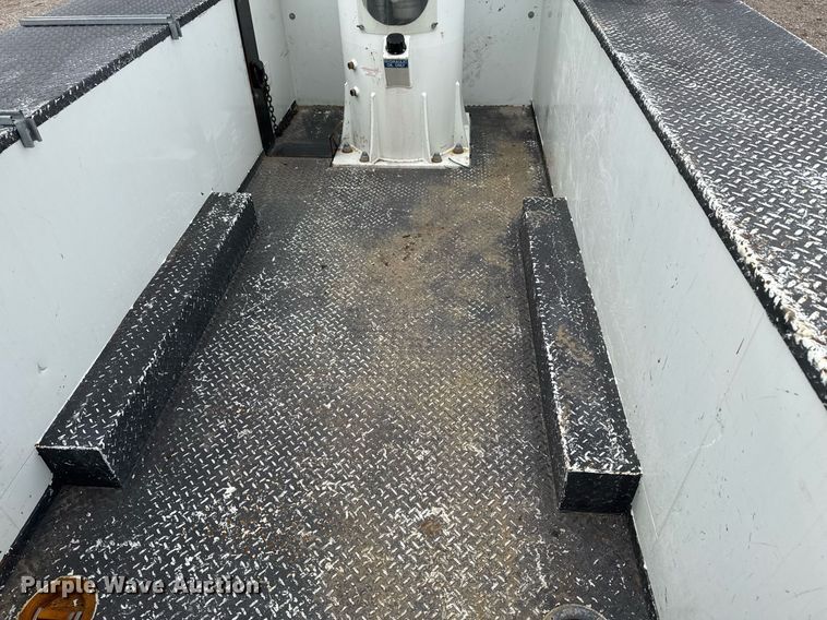 image for item EG2445 2016 Freightliner Business Class M2 Ext. Cab bucket truck