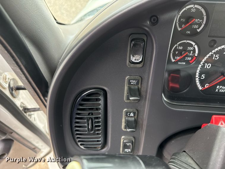 image for item EG2445 2016 Freightliner Business Class M2 Ext. Cab bucket truck