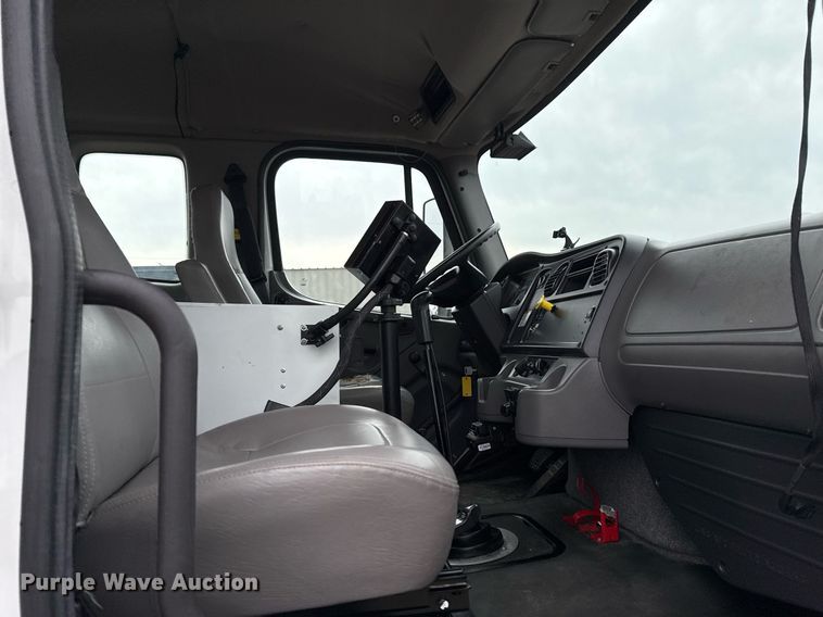 image for item EG2445 2016 Freightliner Business Class M2 Ext. Cab bucket truck