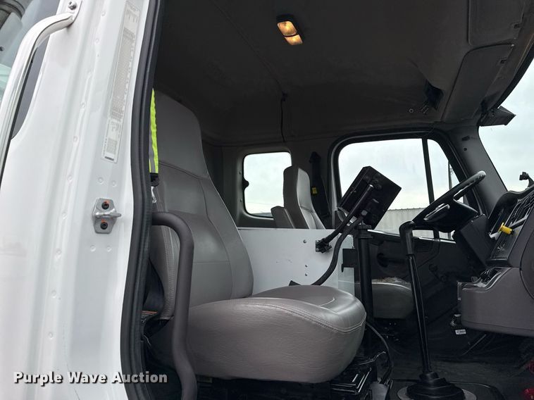 image for item EG2445 2016 Freightliner Business Class M2 Ext. Cab bucket truck