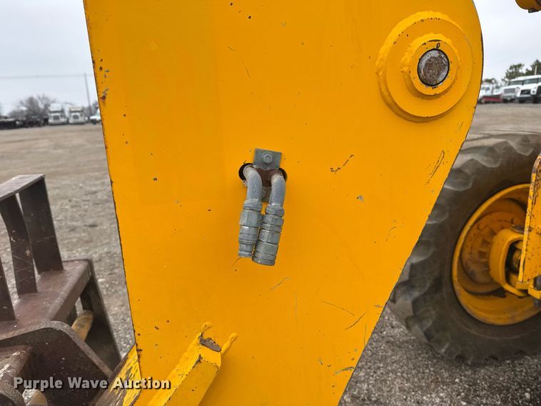 image for item EG2450 1998 JCB 506C telehandler