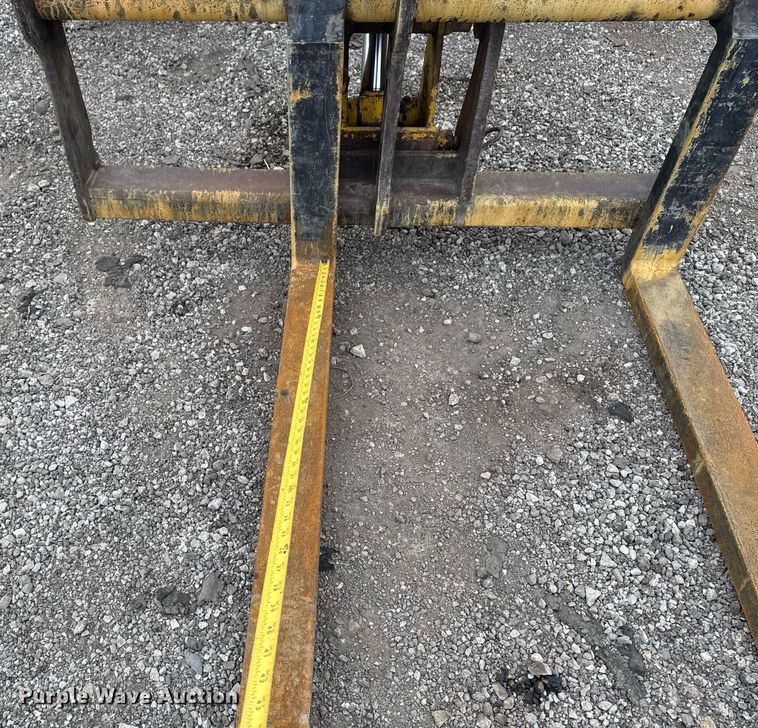 image for item EG2450 1998 JCB 506C telehandler