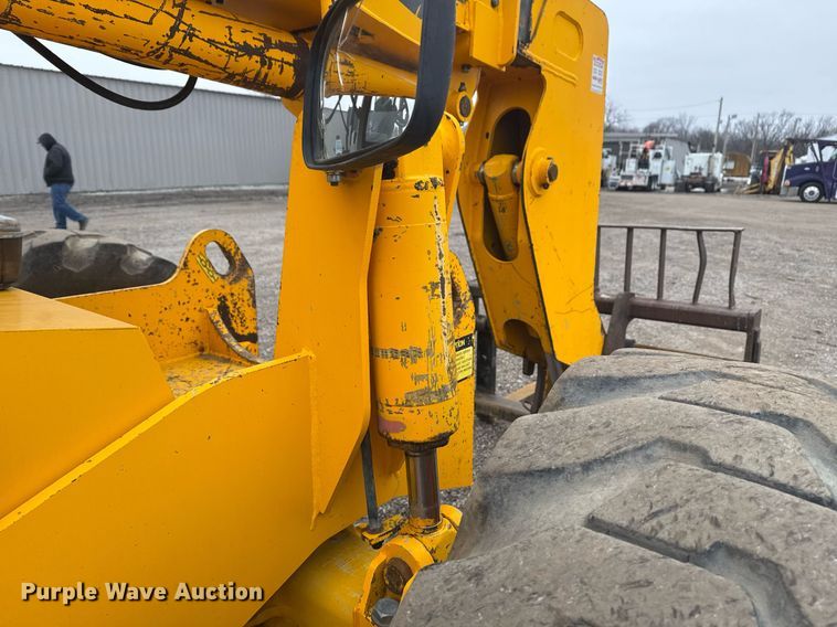 image for item EG2450 1998 JCB 506C telehandler