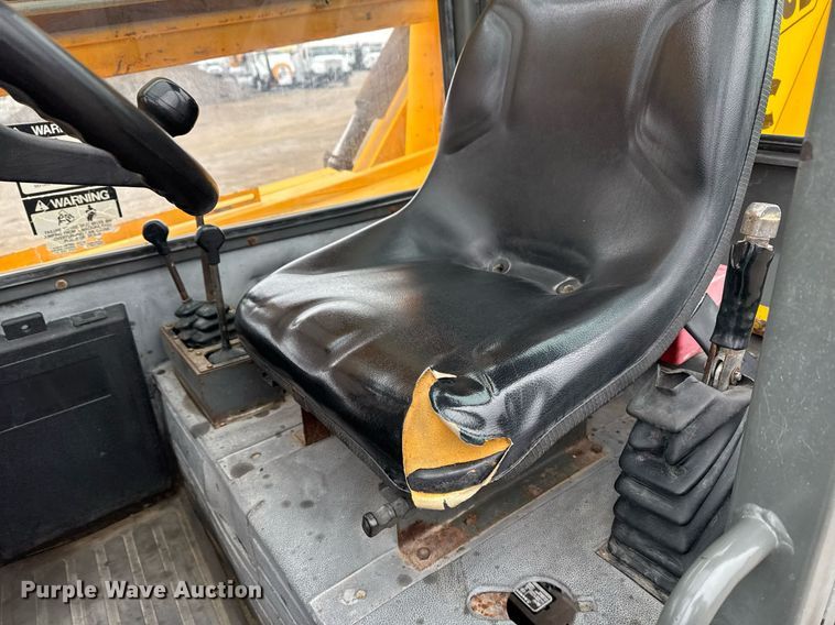 image for item EG2450 1998 JCB 506C telehandler