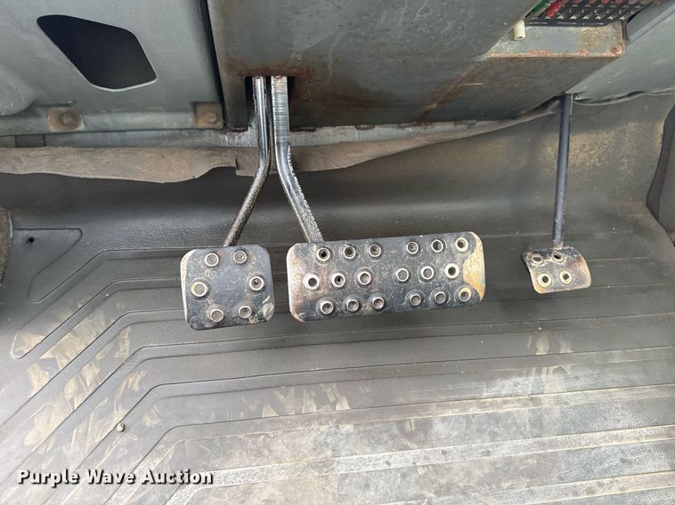 image for item EG2450 1998 JCB 506C telehandler