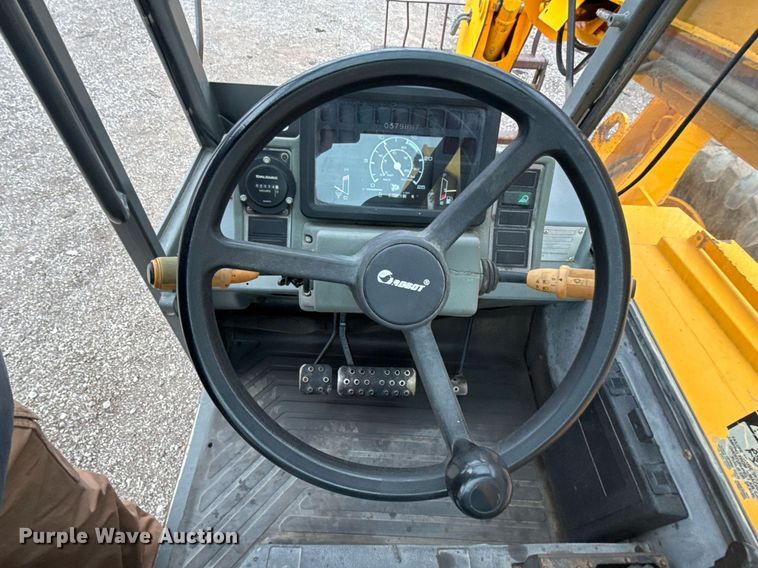 image for item EG2450 1998 JCB 506C telehandler
