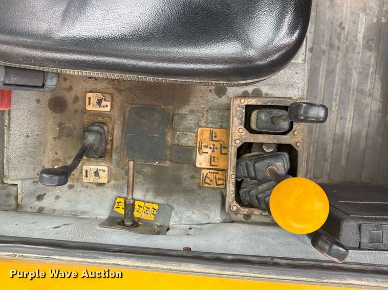 image for item EG2450 1998 JCB 506C telehandler