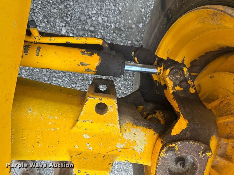 image for item EG2450 1998 JCB 506C telehandler