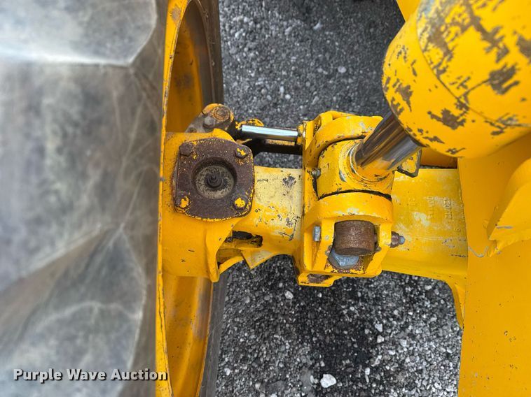 image for item EG2450 1998 JCB 506C telehandler