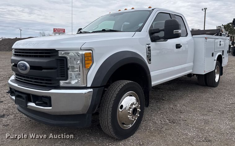 2017 Ford F450 Supercab Utility / Service Truck VIN: 1FD0X4HYXHEB66100 Lot: 999276851