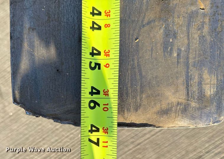 image for item EG7981 2006 Moffett M55 forklift